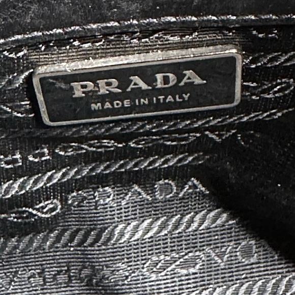 Prada Bauletto Black Nylon Leather Shoulder Bag With
Authentication Card - Picture 10 of 15